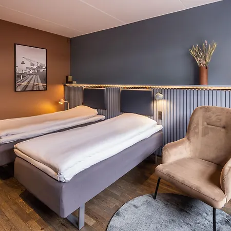 Slotshotellet فندق