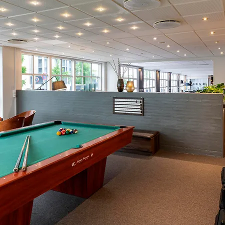 Slotshotellet Отель Ольборг