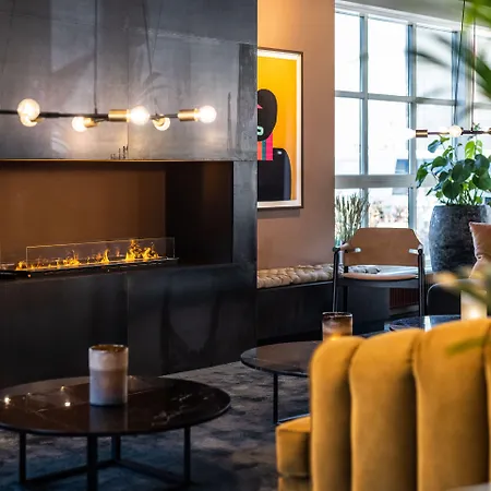 فندق Slotshotellet آلبورغ