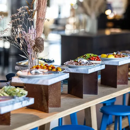 فندق Slotshotellet