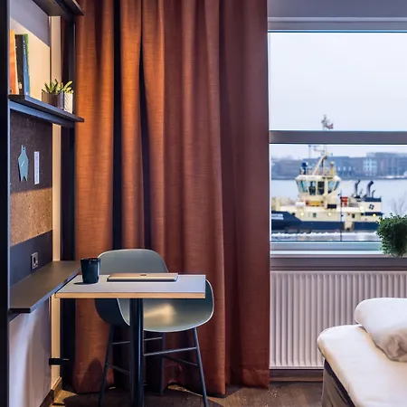 Slotshotellet فندق 4*