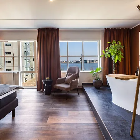 Slotshotellet فندق آلبورغ