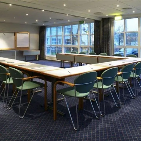 فندق Slotshotellet 4*